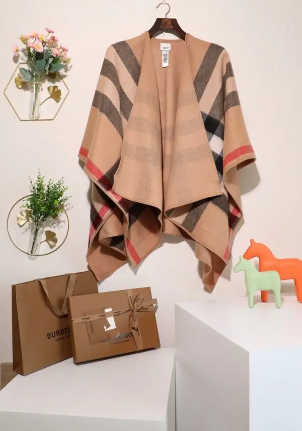 Burberry Charlotte Reversible Camel Check Wool Cape