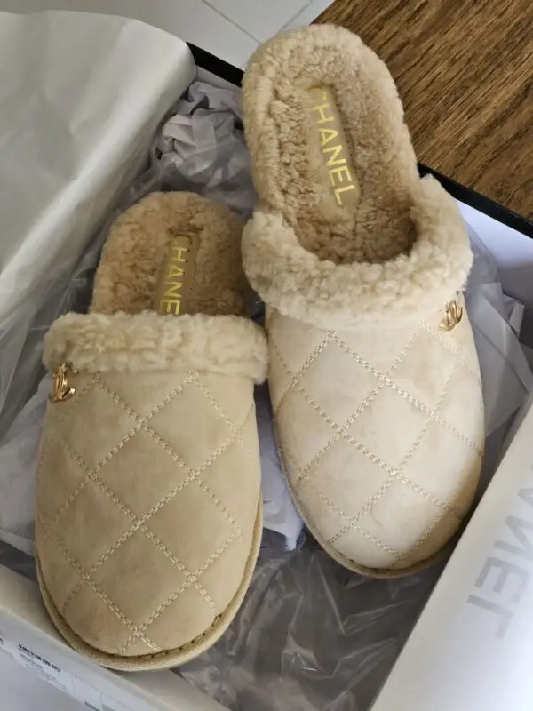CHANEL CC Logo Suede Shearling Mule Sandals