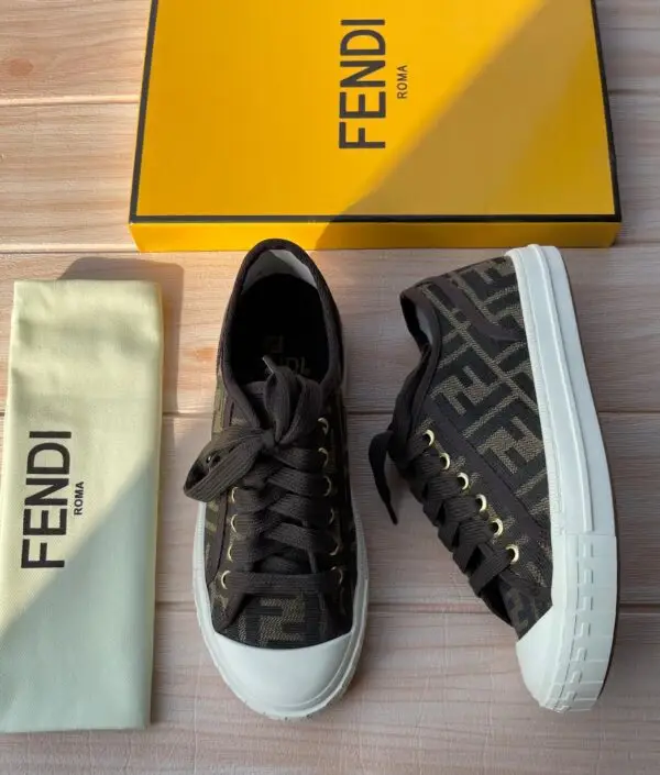 FENDI Domino Leather Sneakers
