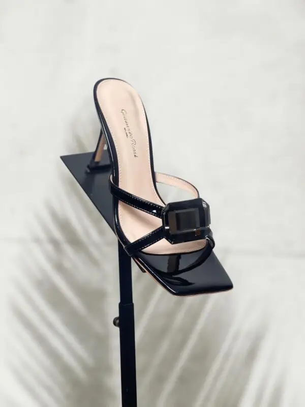 GIANVITO ROSSI Luxury Heels