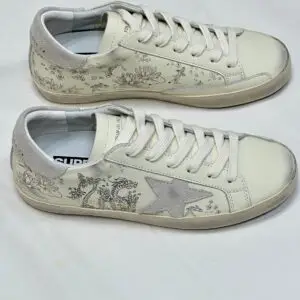 GOLDEN GOOSE Super Star Distressed Sneakers