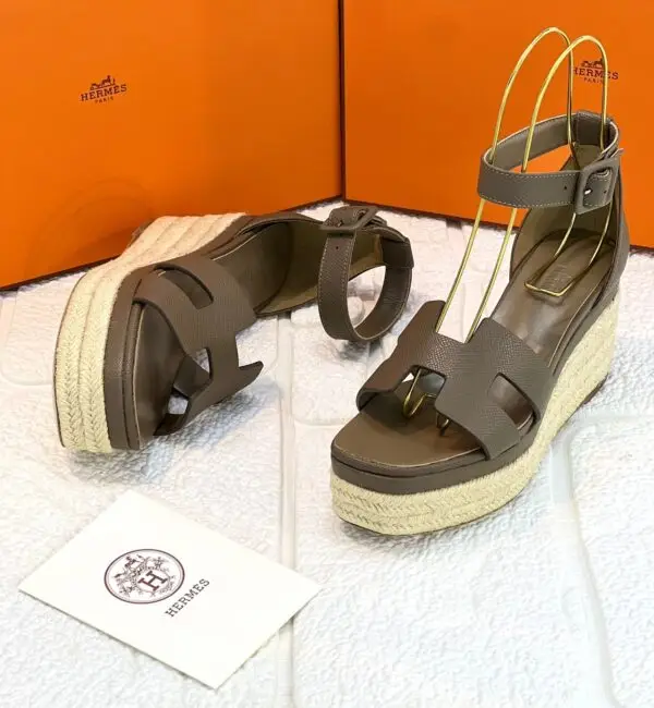 HERMES Oran Sandal