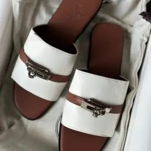 HERMES Leather Sandal
