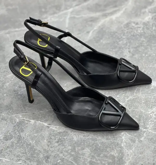 Valentino Garavani Vlogo Leather Heels