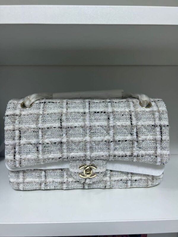 CHANEL Tweed Classic Flap Bag