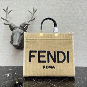 FENDI Roma Leather Bag